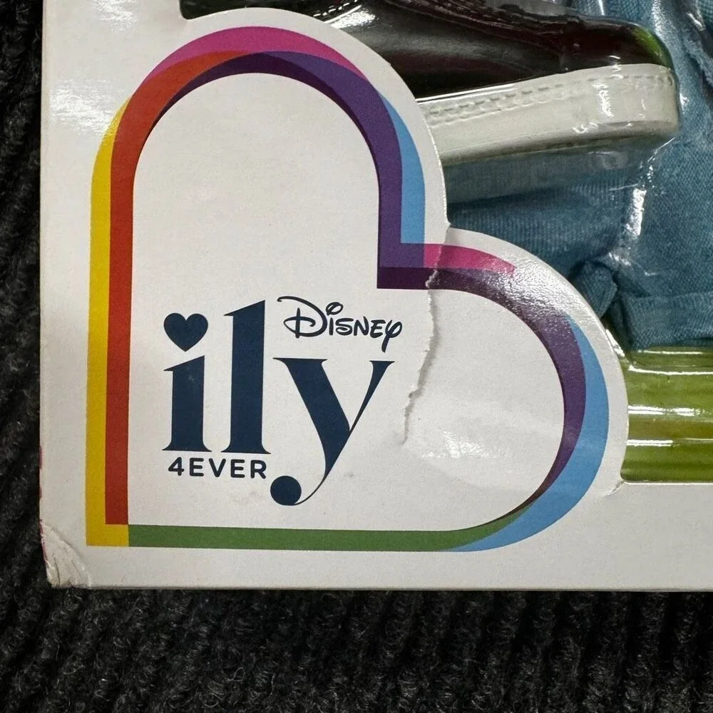 New! DISNEY ILY 4EVER MONSTERS INC SULLEY‎ FASHION PACK Pizza Planet Aliens